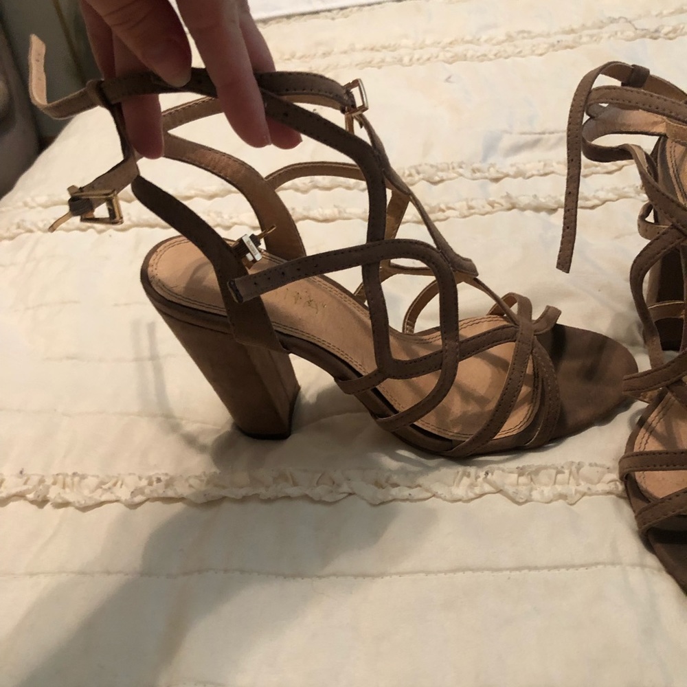 Tan/nude heels